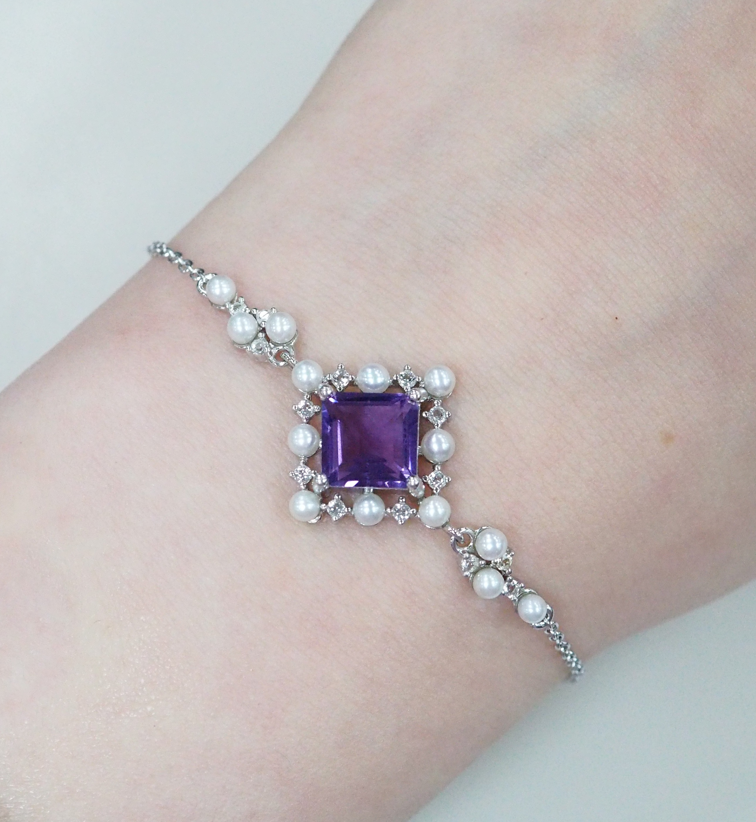 Серебряный браслет с аметистом